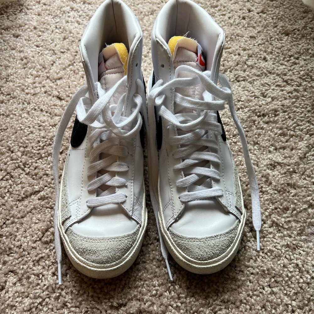 Women’s Nike Blazer Mid ‘77